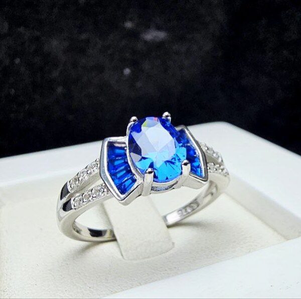 انگشتر نقره زنانه زیبای جواهری نگین آبی