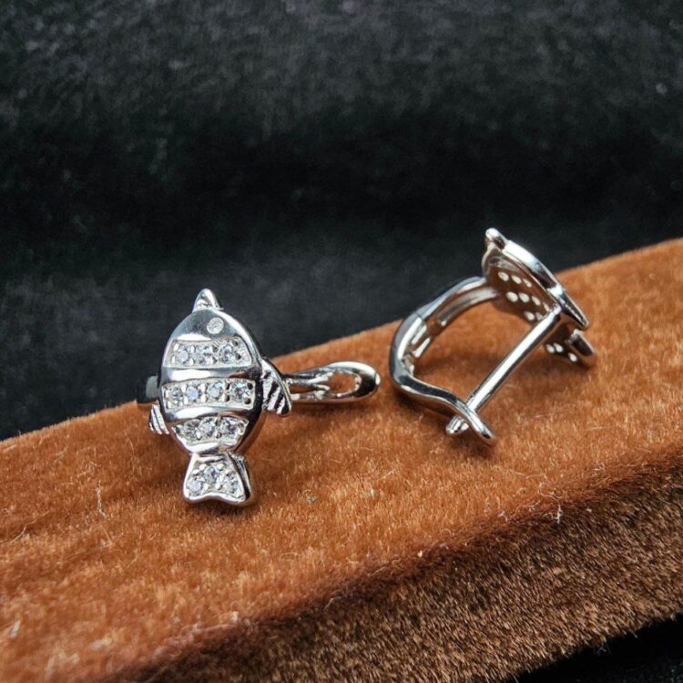 گوشواره زیبا و ظریف دخترانه طرح ماهی