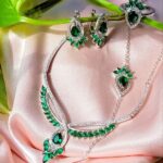 سرویس نقره زیبای جواهری ۵ نگین سبز