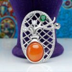 مدال توگردنی در حسینی اصل