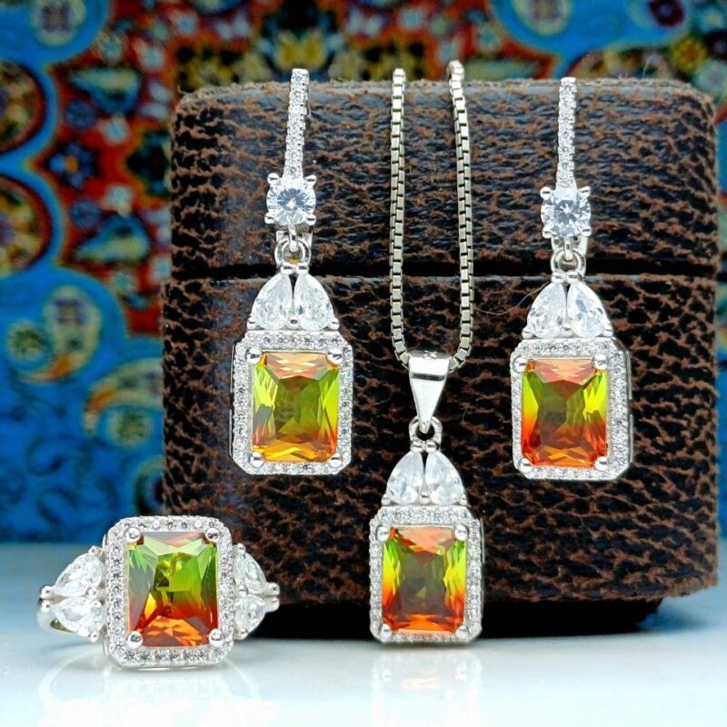 نیم ست جواهری نگین های دو رنگ