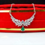 مدال توگردنی جواهری زمرد زامبیا اصلی اشکی تراش