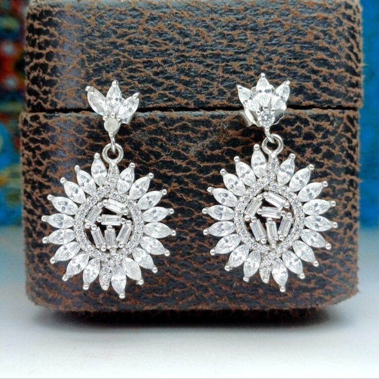 گوشواره جواهری میکرو