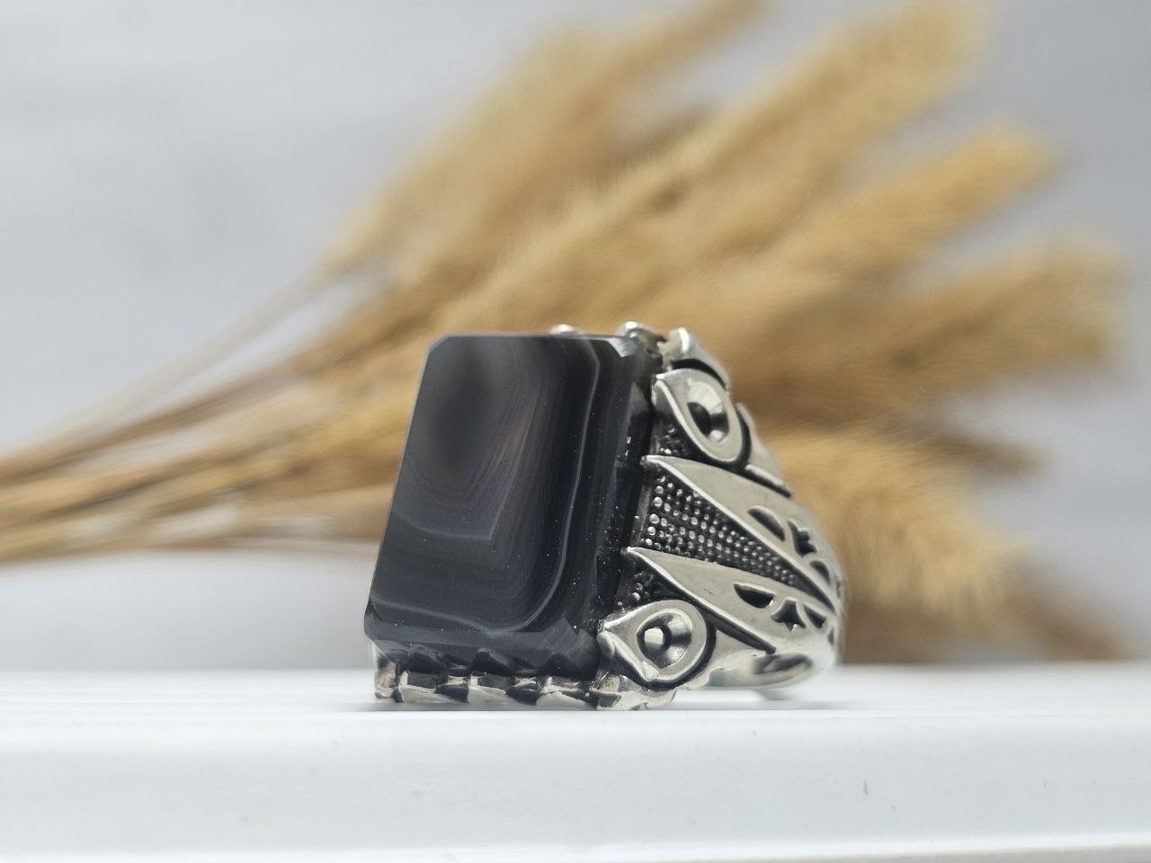 انگشتر نقره عقیق یمنی مشکی چهارگوش اصلی انگشتر نقره عقیق یمنی مشکی چهارگوش اصلی