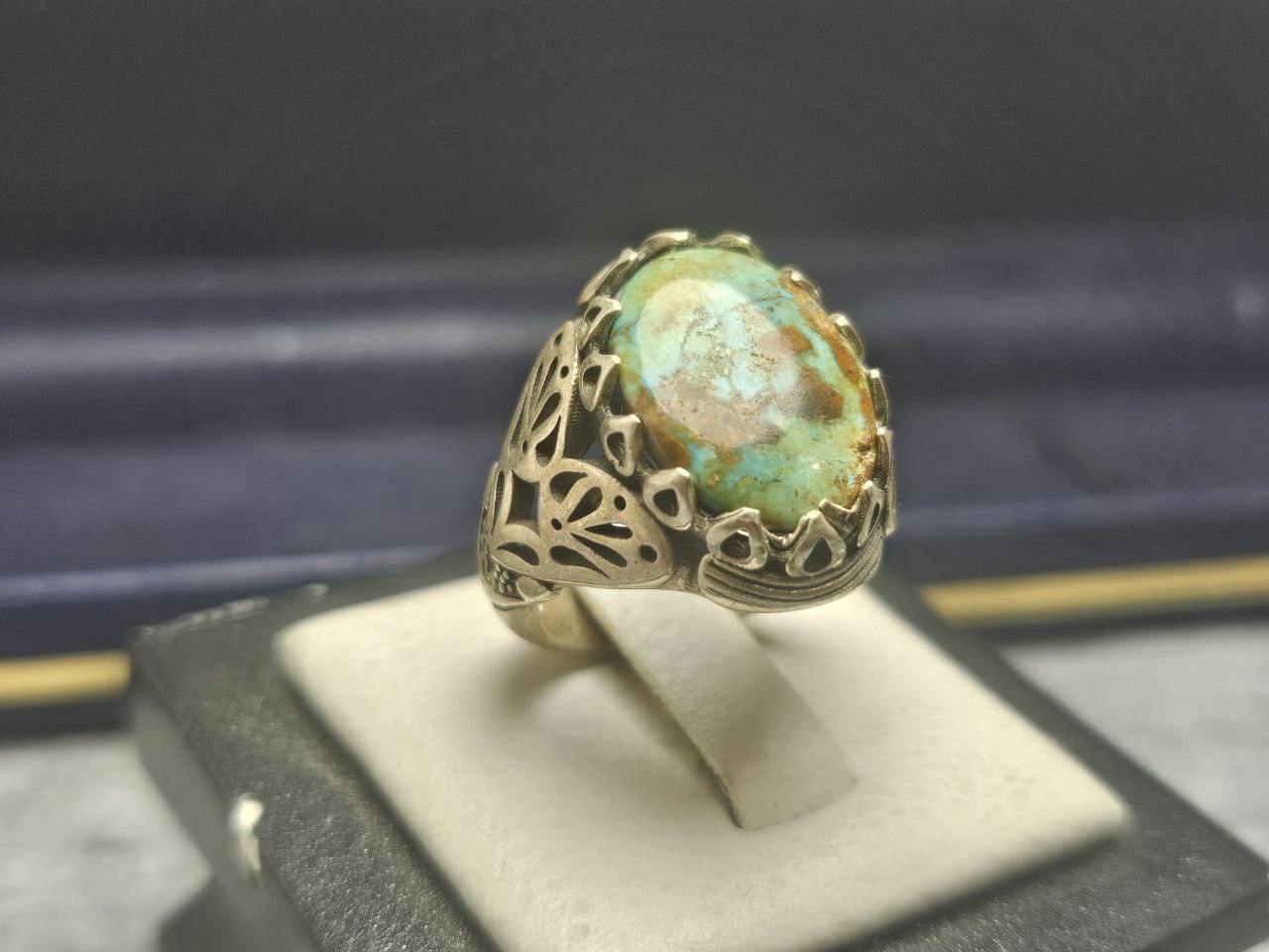 انگشتر نقره فیروزه نیشابور اصلی انگشتر نقره فیروزه نیشابور اصلی