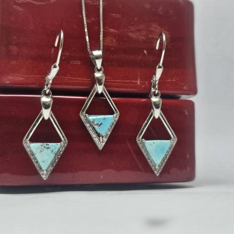 نیم‌ست نقره فیروزه نیشابور اصلی