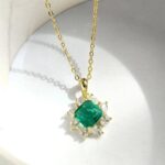 مدال نقره نگین سبز سنتاتیک